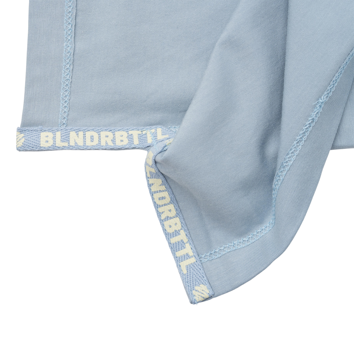 blenderbottle-essential-t-shirt-u3 BB-BlueShirtHem-3.png